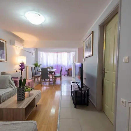 Appartement Platon *
