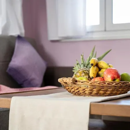 Platon Apartment